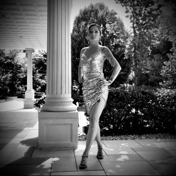 Meet your Posher, Posh - Picture 2 of 16